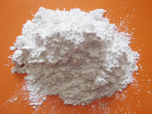 白剛玉微粉進入眼睛怎么處理